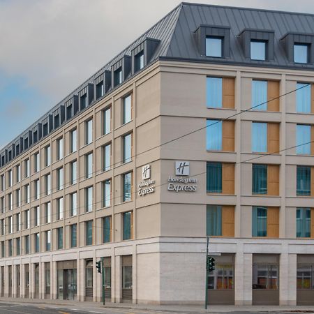 Holiday Inn Express & Suites - Potsdam By Ihg Extérieur photo